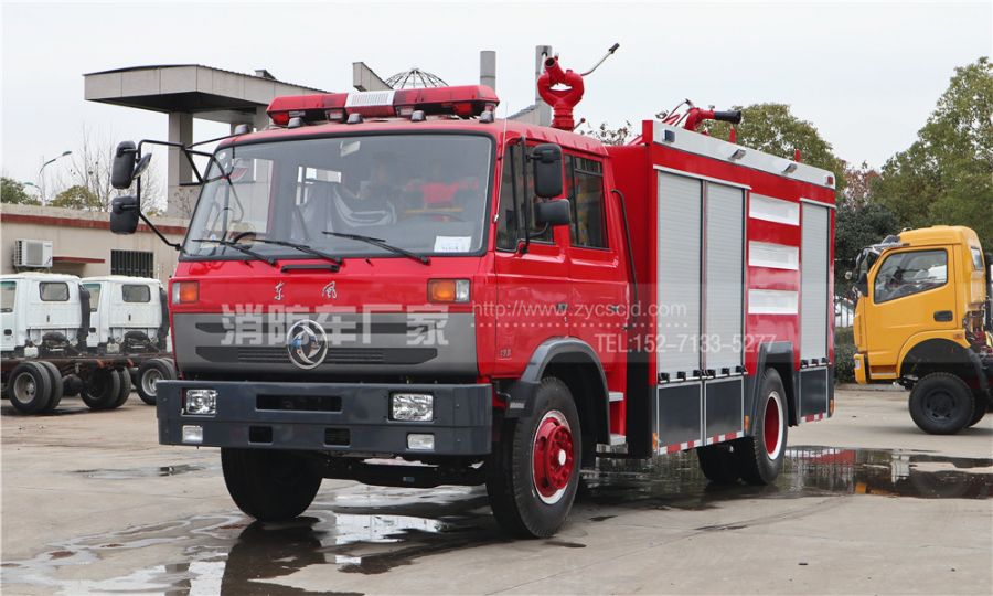 東風(fēng)153三劑聯(lián)用消防車(chē) 東風(fēng)153三劑聯(lián)用消防車(chē)